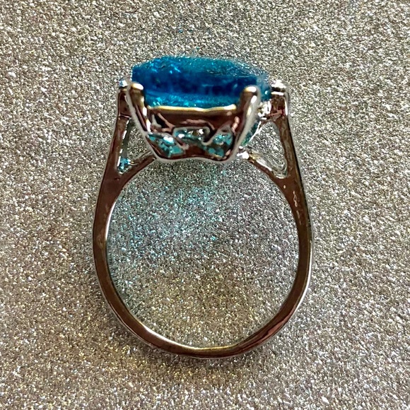 Gorgeous 16.42CT Aquamarine Silver Ring - Picture 7 of 8